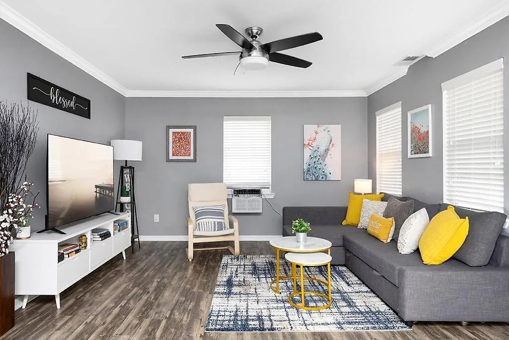 Unique Cozy Home 6 Min 2 Uptown Fire Pit & Yard Charlotte